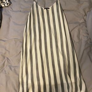 Dry goods, grey & white dress. Size medium. Never worn
